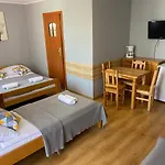 Bed & Breakfast Mona 3*