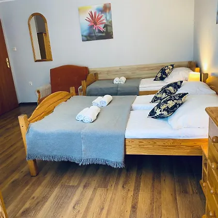 Mona Bed & Breakfast 3*