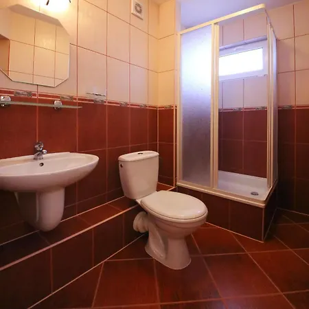 Mona Bed & Breakfast 3*