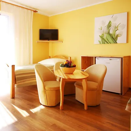 Bed & Breakfast Mona 3*